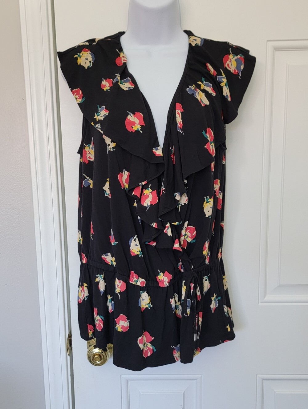 Lauren Ralph Lauren Black Floral Ruffle V Neck Sleeveless Top Drawstring Large